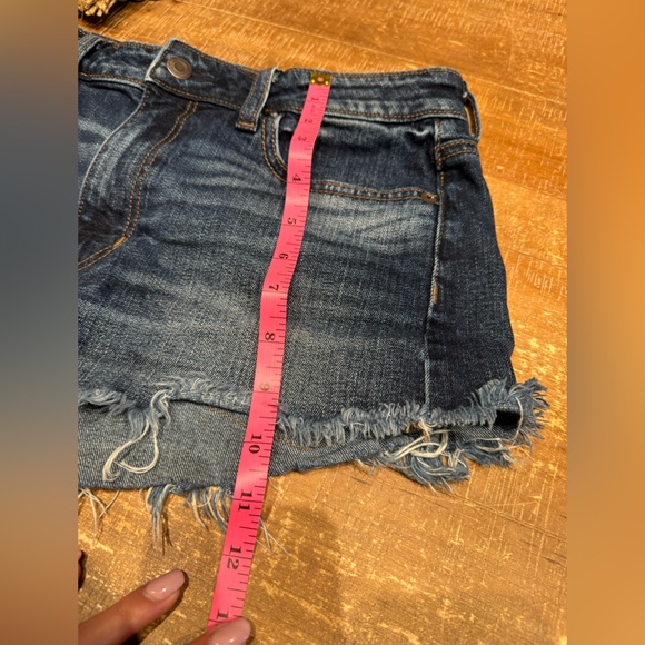 American Eagle Vintage Hi-Rise Festival Jean Shorts - Picture 8 of 9